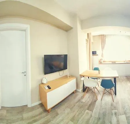 Di Gioia Lotus Apartman *